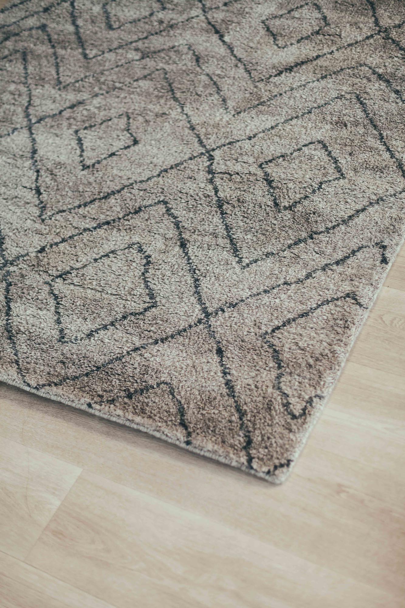 Lingala Light Outdoor Rug